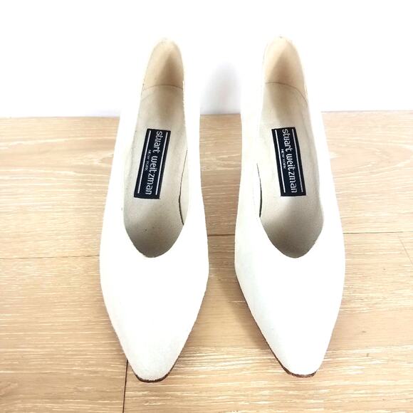 Stuart Weitzman | White Suede Heels Gold Details 6 - Picture 4 of 10